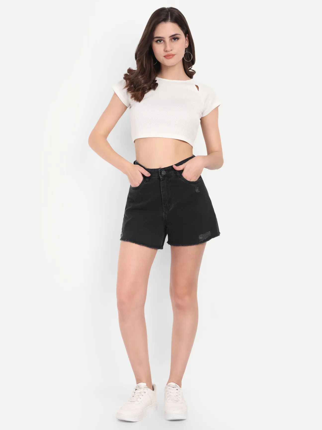ecomm female shoot